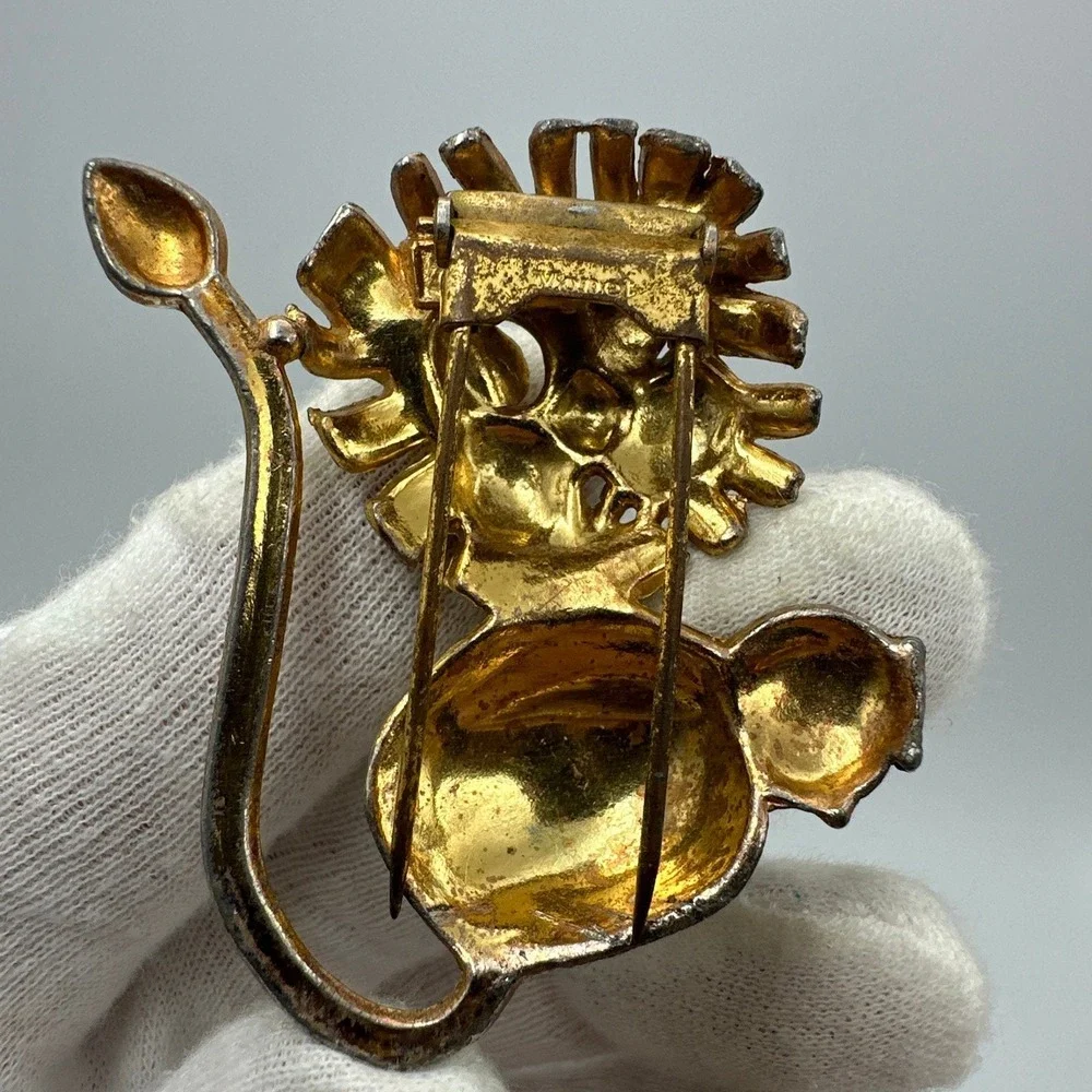 Rare Monet Lion Figural Multi Color Enamel Gold Tone Metal Fur Clip Brooch #713 - Picture 6 of 7